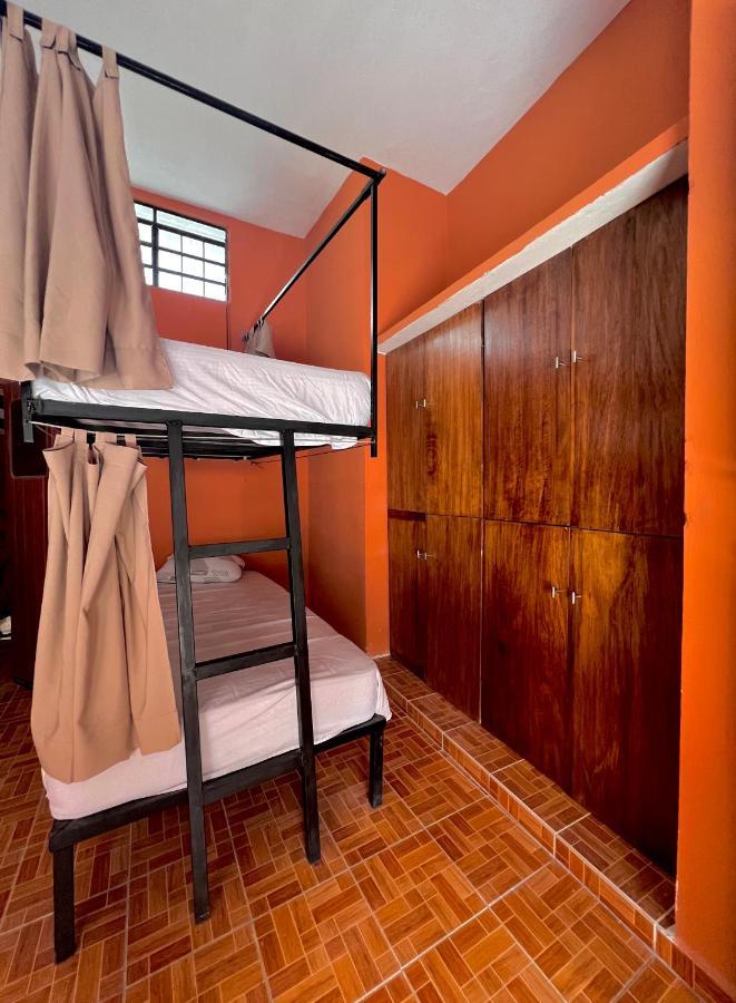 Alena Hostal 바야돌리드 외부 사진