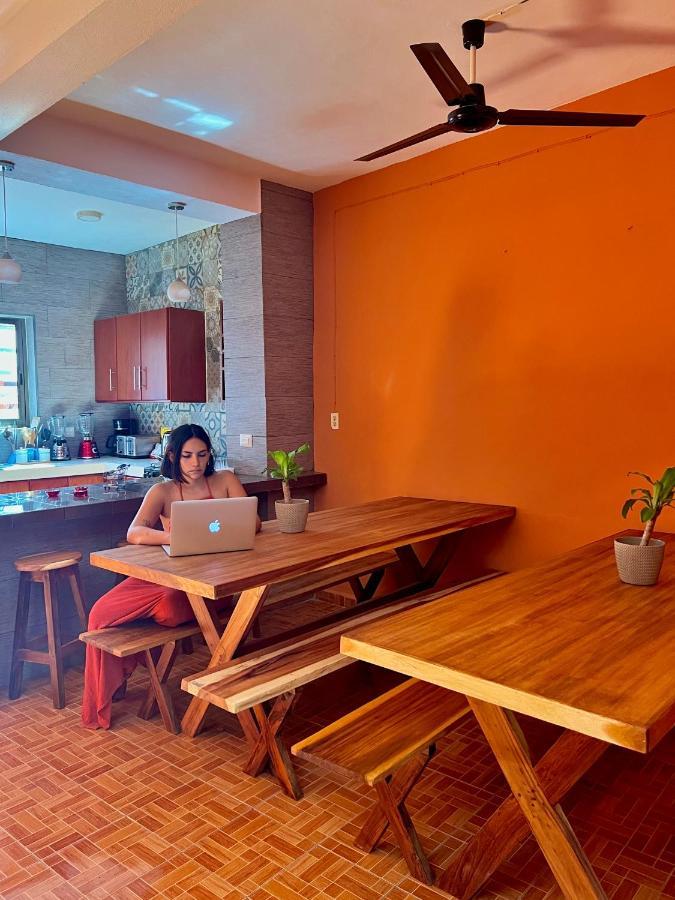 Alena Hostal 바야돌리드 외부 사진